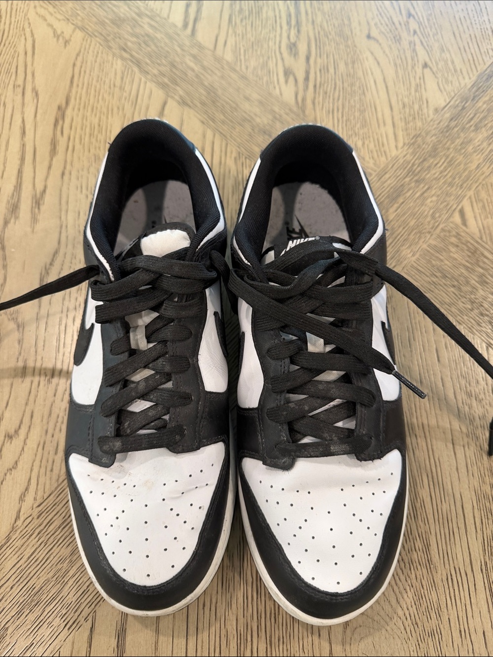 Nike Panda Men’s Black and White Low Top Sneakers